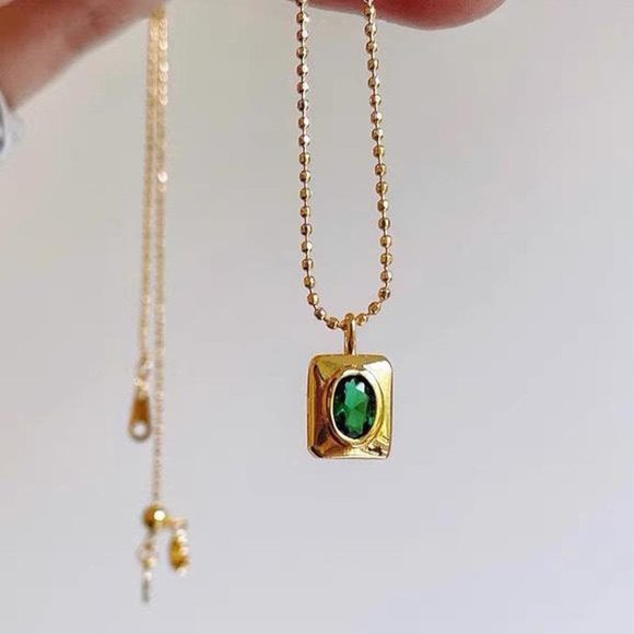 Emerald Necklace, Gold Chain Necklace, Layered Necklace, Emerald Green Necklace - Picture 2 of 4